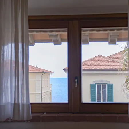 Apartment Casa Velia 78mq A 30 Metri Dal Mare Di